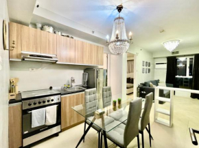 Holms Inn - Avida Towers Sucat near at NAIA airport